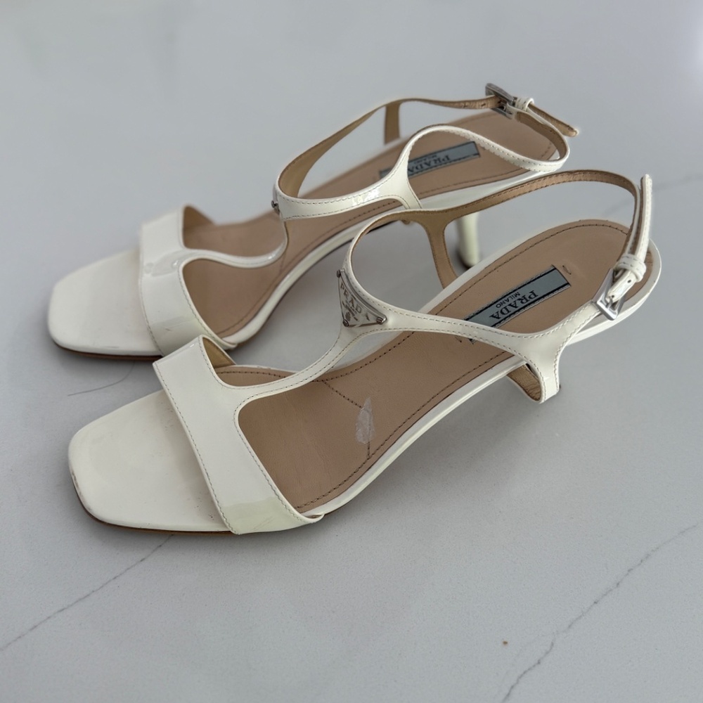 Prada White Patent Leather T Strap Sandals Cocktail Workwear Evening
